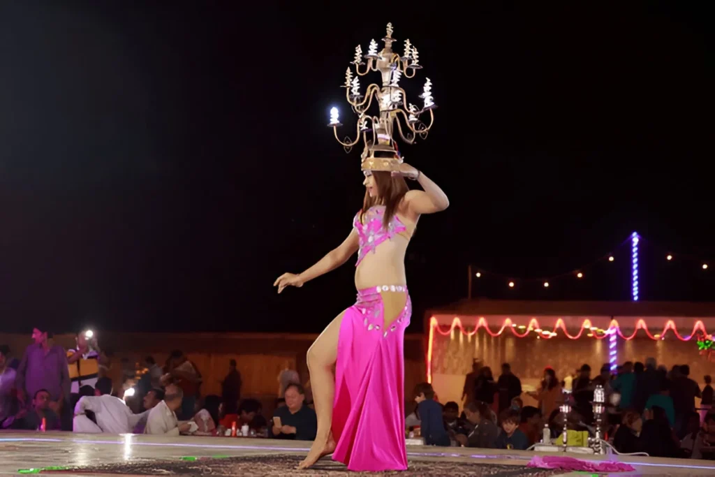 belly-dance-in-desert-safari