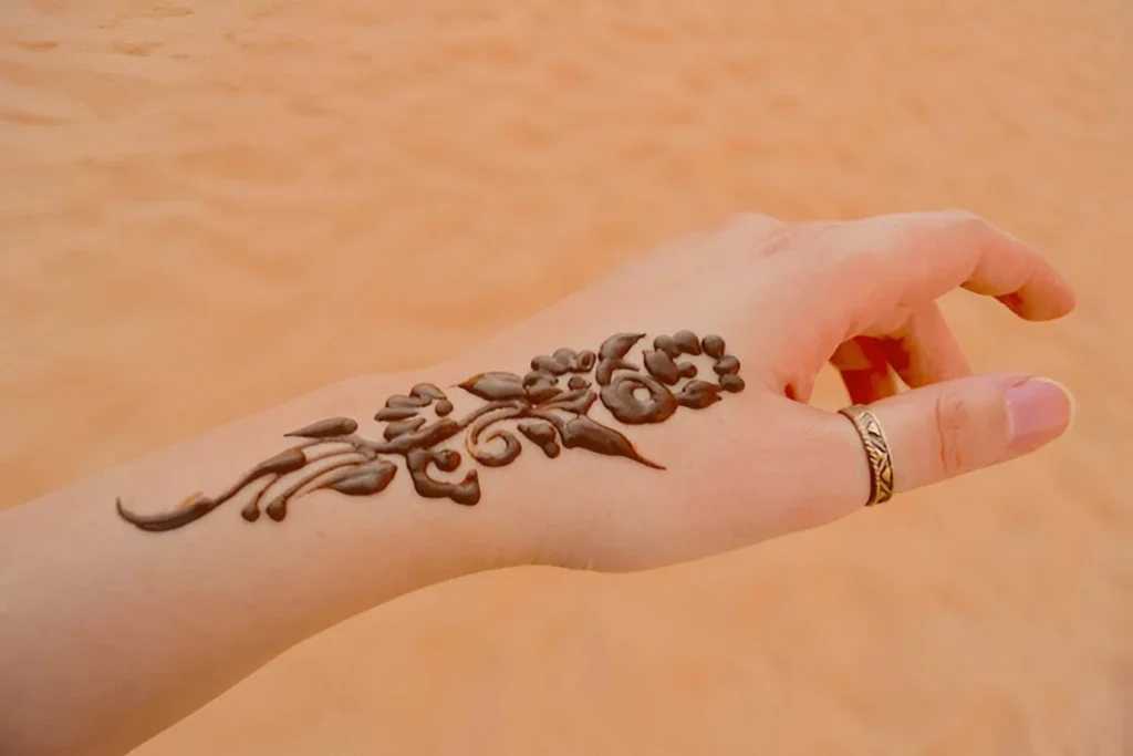henna-tatto-in-dubai